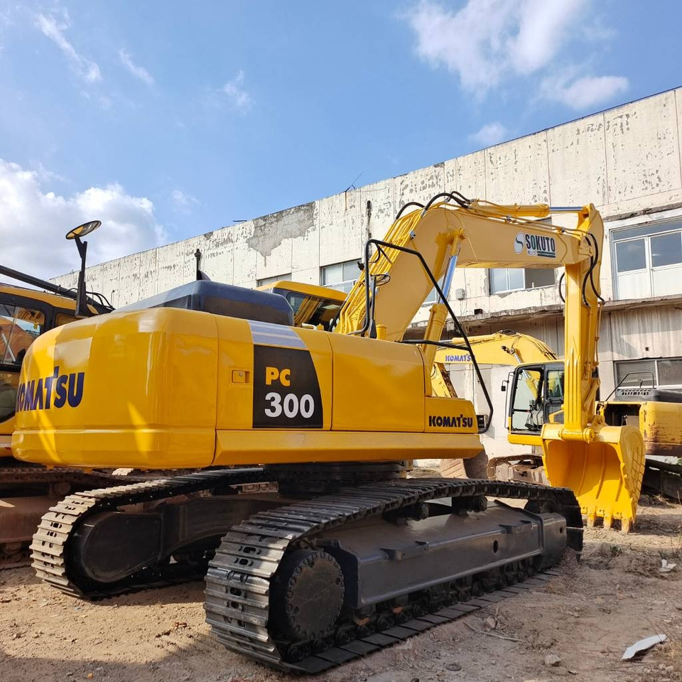 Komatsu PC 300 - Escavadora de rastos: foto 1 Komatsu PC 300 - Escavadora de rastos: foto 1