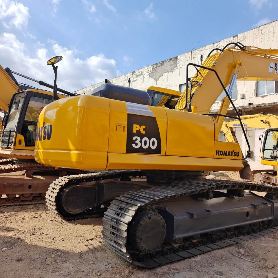 Komatsu PC 300 - Escavadora de rastos: foto 2 Komatsu PC 300 - Escavadora de rastos: foto 2