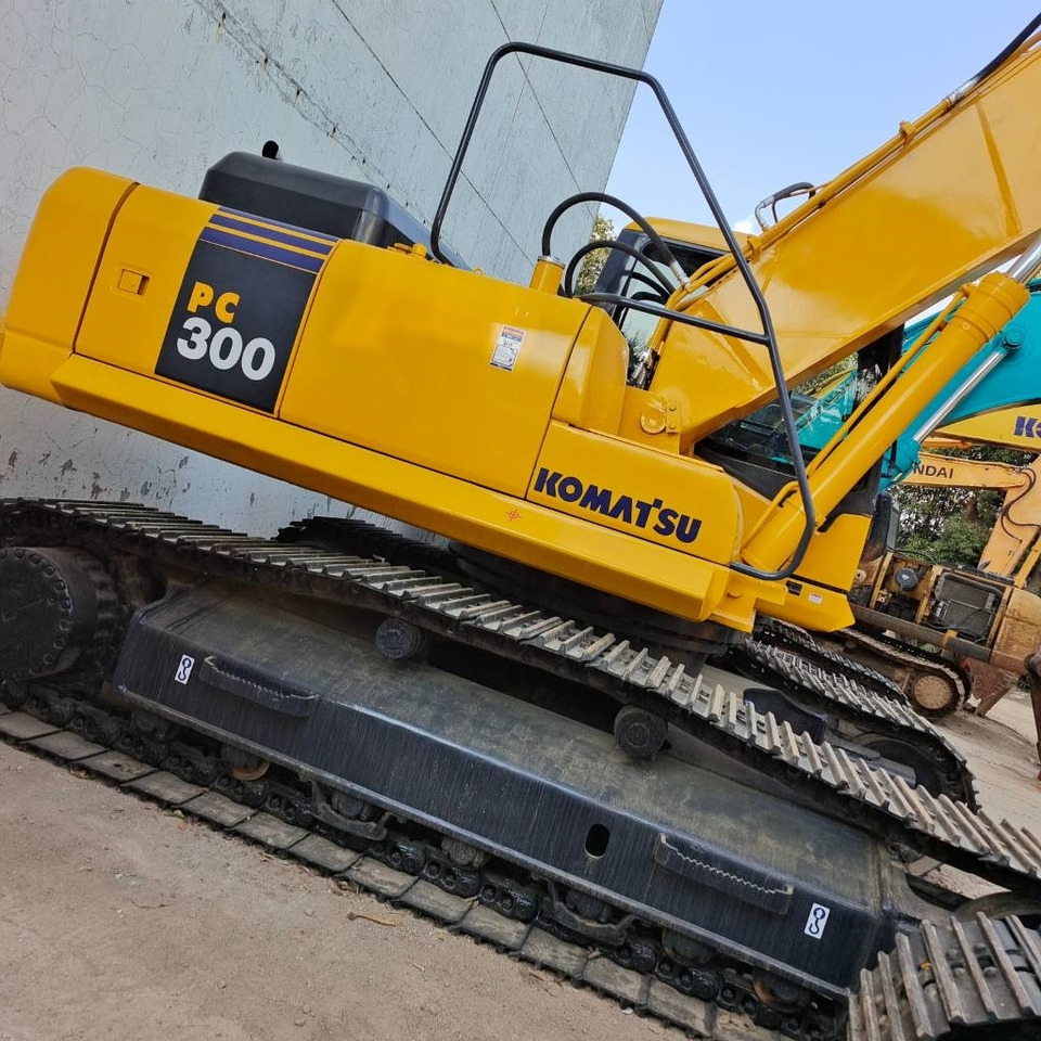 Escavadora de rastos Komatsu PC 300: foto 12