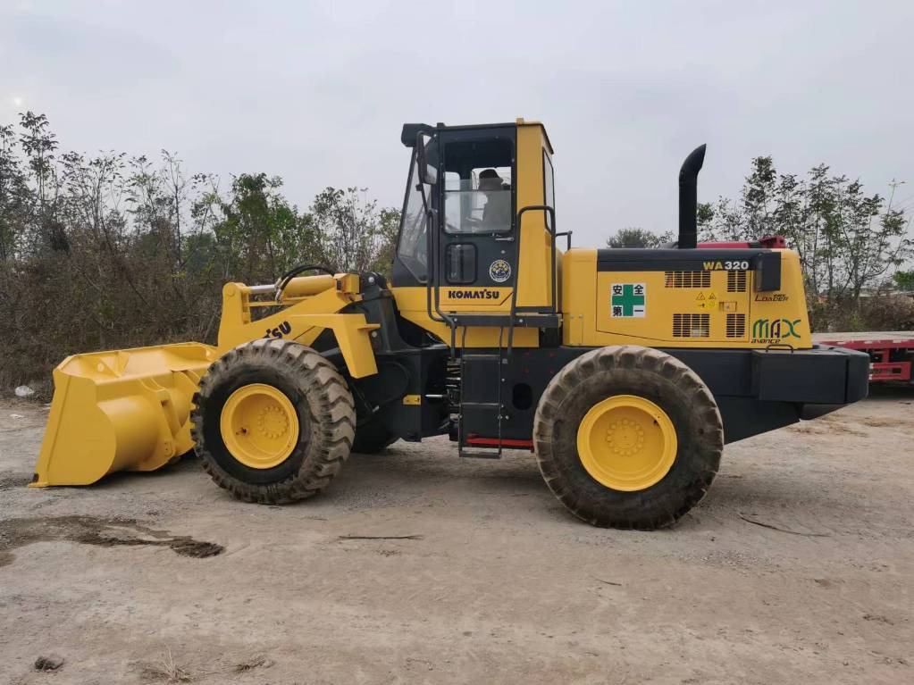 Komatsu WA 320-5 - Pá carregadora de rodas: foto 1 Komatsu WA 320-5 - Pá carregadora de rodas: foto 1