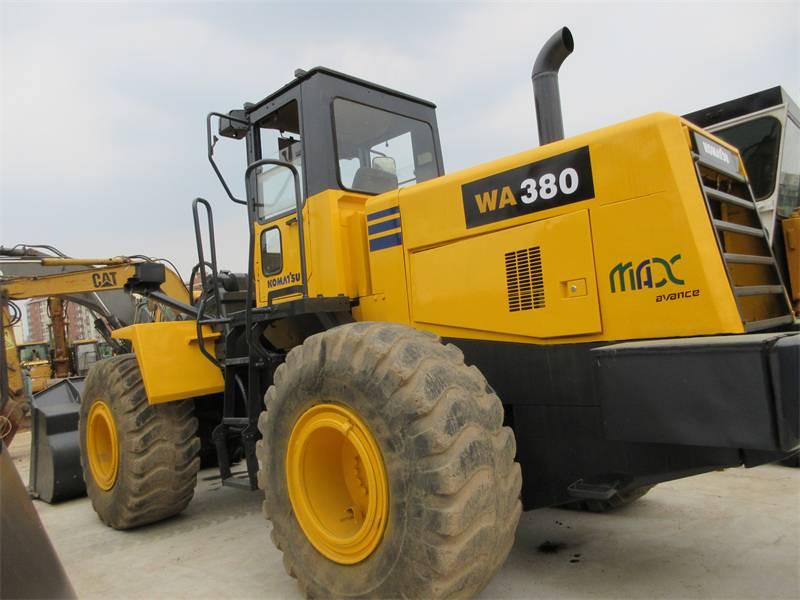 Komatsu WA 380 - Pá carregadora de rodas: foto 1 Komatsu WA 380 - Pá carregadora de rodas: foto 1