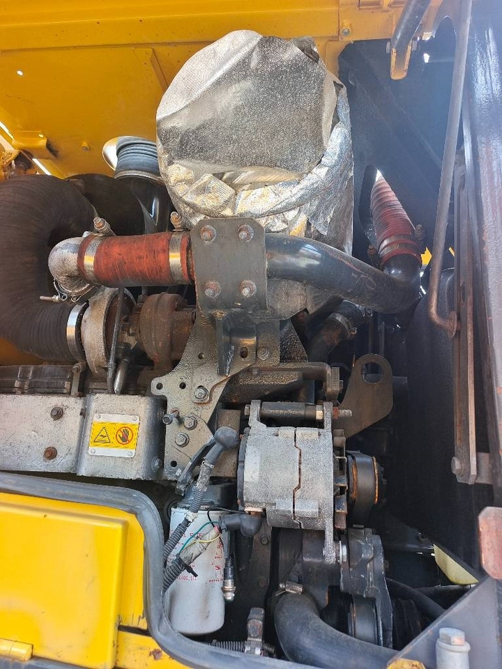 Komatsu WA 380 - Pá carregadora de rodas: foto 3 Komatsu WA 380 - Pá carregadora de rodas: foto 3