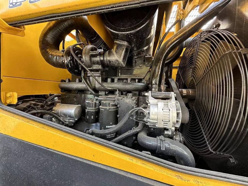 Komatsu WA 380 - Pá carregadora de rodas: foto 2 Komatsu WA 380 - Pá carregadora de rodas: foto 2