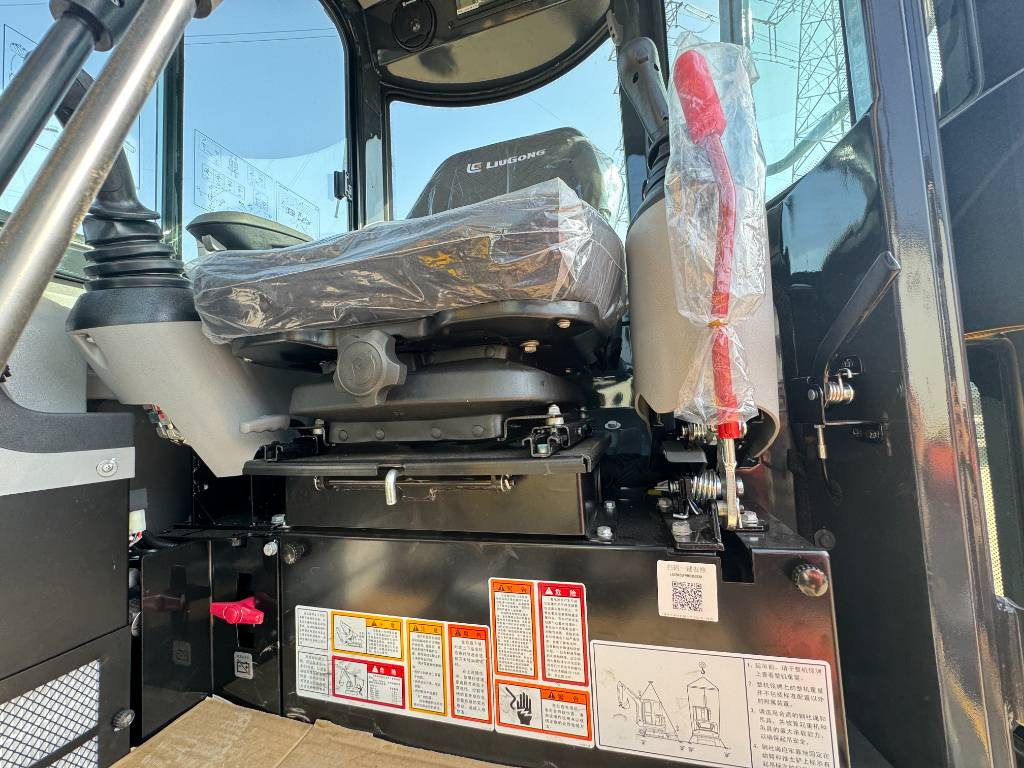 Mini escavadeira novo LiuGong 9035FZTSG4: foto 21