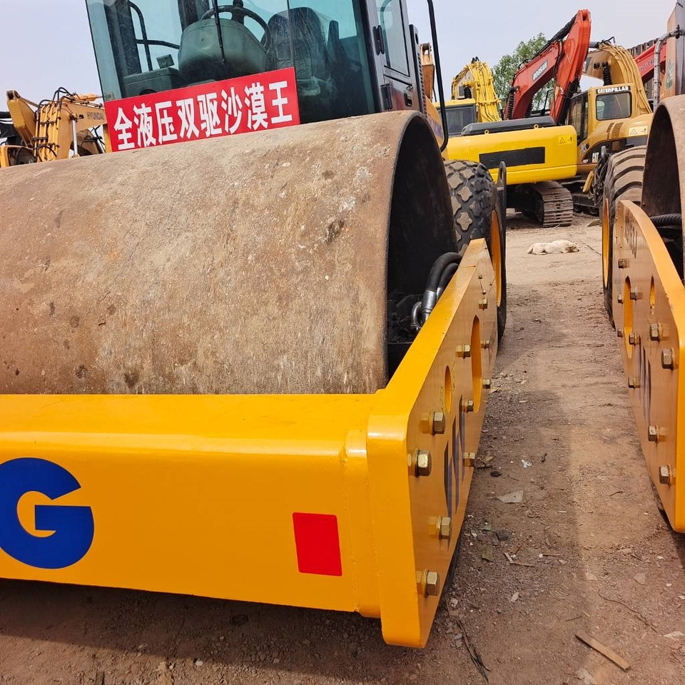 XCMG XS 143J - Compactador: foto 4 XCMG XS 143J - Compactador: foto 4