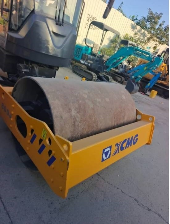 XCMG XS 800 J - Compactador: foto 2 XCMG XS 800 J - Compactador: foto 2