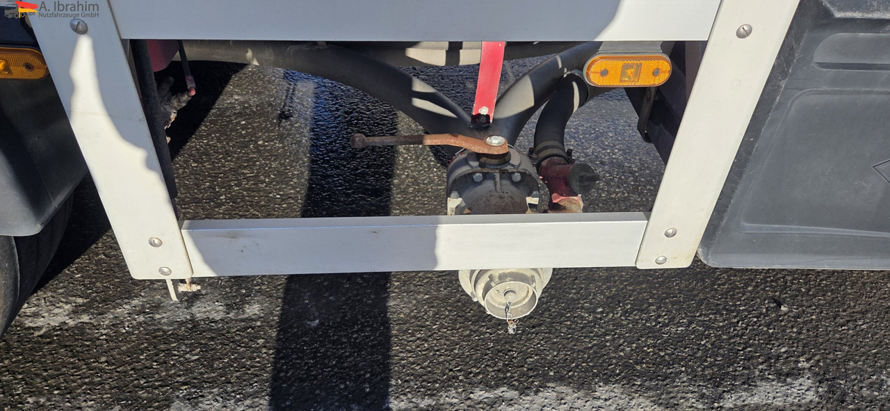 Feldbinder EUT 40.3 Liftachse, Scheibenbremse Topzustand | einsatzbereit - Semi-reboque silo: foto 2 Feldbinder EUT 40.3 Liftachse, Scheibenbremse Topzustand | einsatzbereit - Semi-reboque silo: foto 2