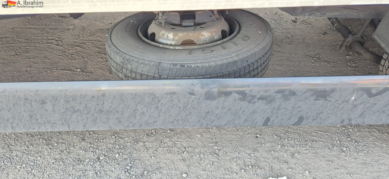 MAN TGL 8.160 4x2 Brotkoffer mit Kühlfach nicht fahrbereit ! nicht rollfähig - Carrinha frigorífica: foto 3 MAN TGL 8.160 4x2 Brotkoffer mit Kühlfach nicht fahrbereit ! nicht rollfähig - Carrinha frigorífica: foto 3