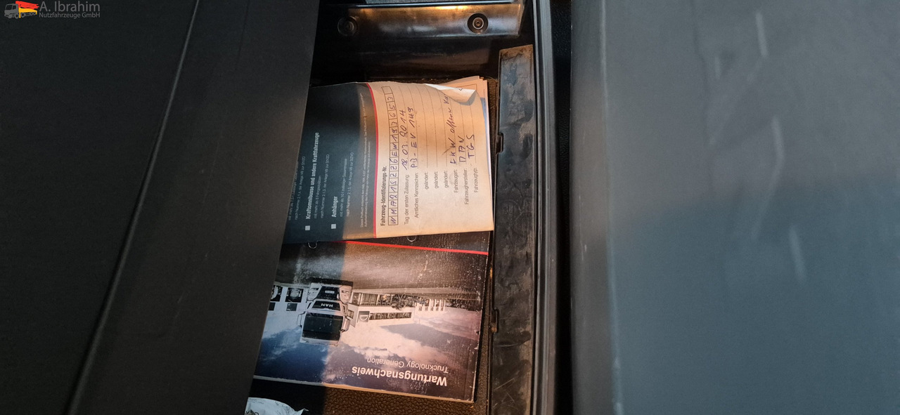 MAN TGS 26.440 PK 18001 L 6x2 | Lift-Lenkachse - Camião grua, Camião de caixa aberta/ Plataforma: foto 4 MAN TGS 26.440 PK 18001 L 6x2 | Lift-Lenkachse - Camião grua, Camião de caixa aberta/ Plataforma: foto 4