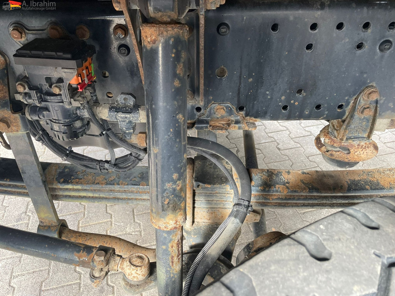 MAN TGS 26.480 Meiller 3 Seiten | 6x4 | Schalter | 3 Pedals | deutsches Fahrzeug - Camião basculante: foto 5 MAN TGS 26.480 Meiller 3 Seiten | 6x4 | Schalter | 3 Pedals | deutsches Fahrzeug - Camião basculante: foto 5