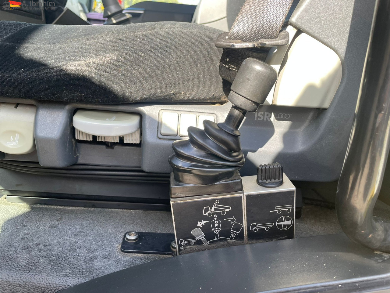 MAN TGS 26.480 Meiller 3 Seiten | 6x4 | Schalter | 3 Pedals | deutsches Fahrzeug - Camião basculante: foto 4 MAN TGS 26.480 Meiller 3 Seiten | 6x4 | Schalter | 3 Pedals | deutsches Fahrzeug - Camião basculante: foto 4