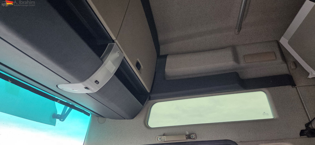 MAN TGX 26.460 6x2 | Lift-Lenkachse | Retarder | Klima | 2 x Vorhanden - Camião transportador de contêineres/ Caixa móvel: foto 3 MAN TGX 26.460 6x2 | Lift-Lenkachse | Retarder | Klima | 2 x Vorhanden - Camião transportador de contêineres/ Caixa móvel: foto 3