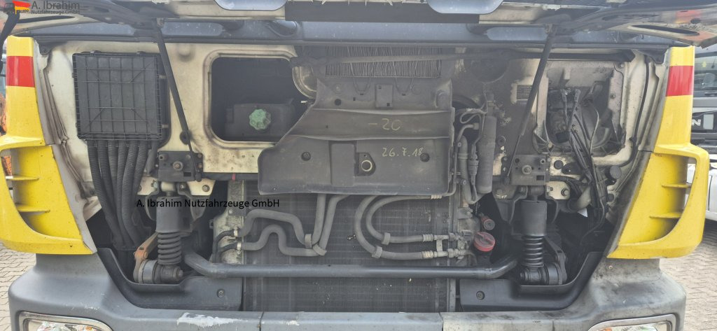 Mercedes-Benz 2536 L 3 Kammer 19500 L Oben Unten Befüllung - Camião cisterna: foto 3 Mercedes-Benz 2536 L 3 Kammer 19500 L Oben Unten Befüllung - Camião cisterna: foto 3