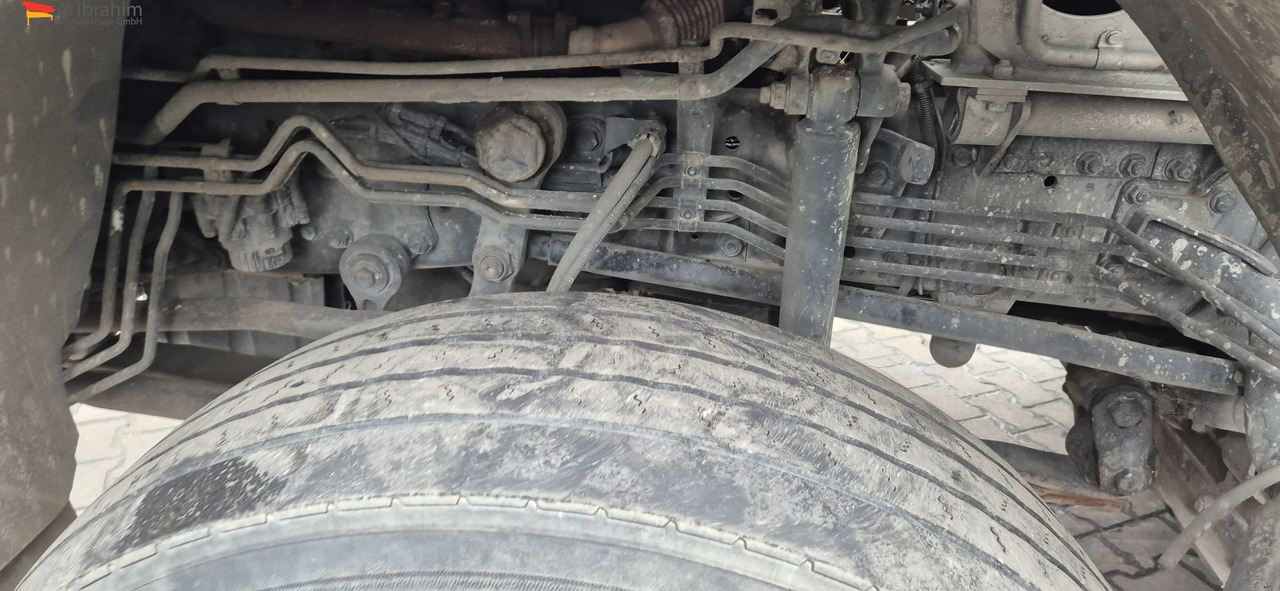 Mercedes-Benz 3241 PM 21-3 Liebherr 7 cbm PUMI Putzmeister Liebherr - Autobetoneira com bomba: foto 5 Mercedes-Benz 3241 PM 21-3 Liebherr 7 cbm PUMI Putzmeister Liebherr - Autobetoneira com bomba: foto 5