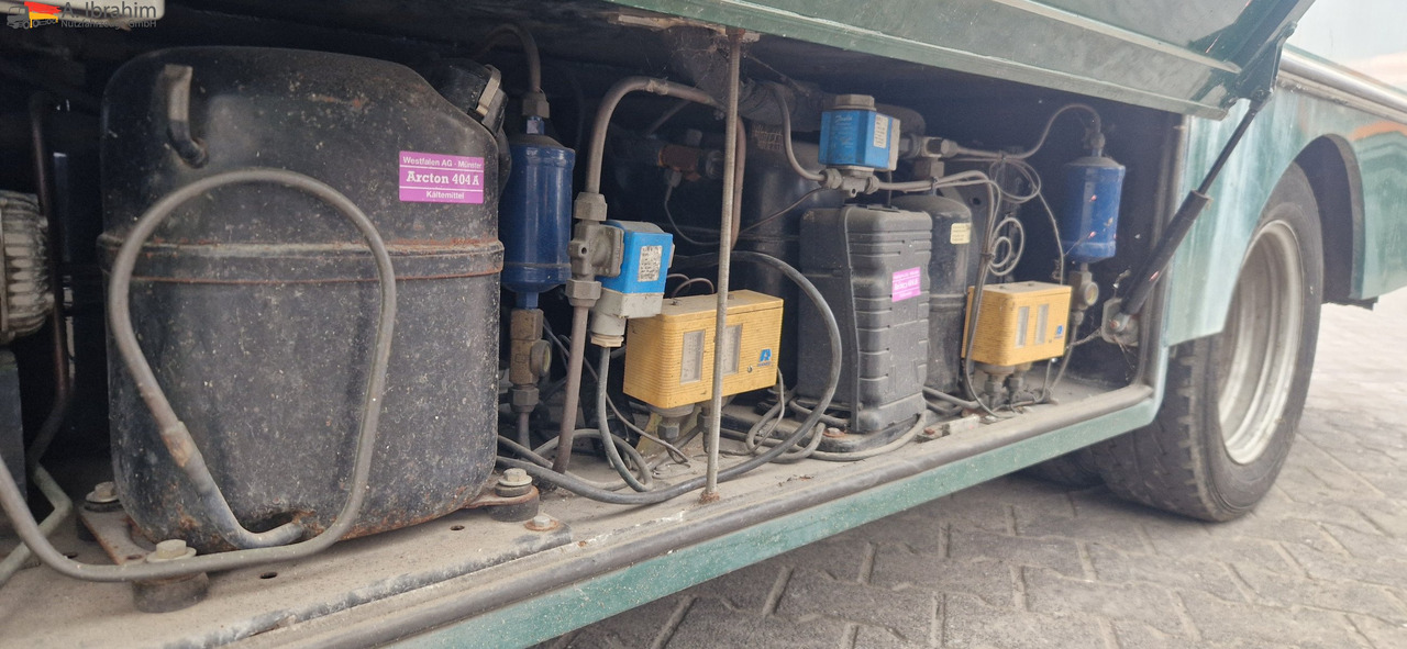 Mercedes-Benz 413 CDI Tiefkühlfächer, autom. Verkaufsklappe Basis ist ok - Carrinha frigorífica: foto 3 Mercedes-Benz 413 CDI Tiefkühlfächer, autom. Verkaufsklappe Basis ist ok - Carrinha frigorífica: foto 3