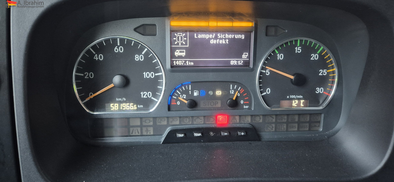 Carrinha de contentor Mercedes-Benz 818L LBW, Luftfederung: foto 15