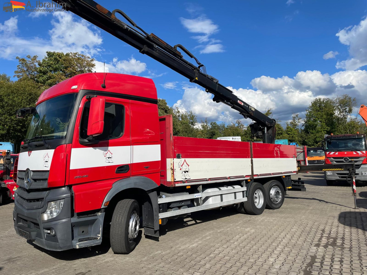 Mercedes-Benz Actros 2545 6x2 Pritsche Kran HIAB 166 - Camião de caixa aberta/ Plataforma, Camião grua: foto 1 Mercedes-Benz Actros 2545 6x2 Pritsche Kran HIAB 166 - Camião de caixa aberta/ Plataforma, Camião grua: foto 1