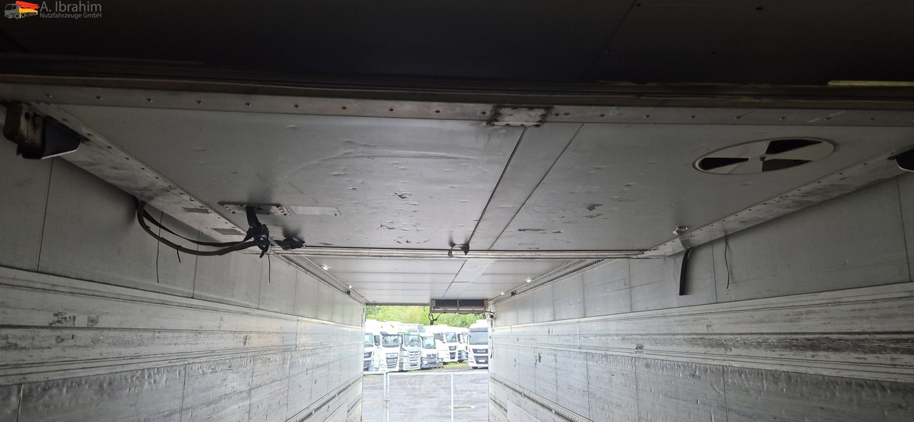 Schmitz SKO 20 Carrier Kühlung, LBW - Semi-reboque frigorífico: foto 2 Schmitz SKO 20 Carrier Kühlung, LBW - Semi-reboque frigorífico: foto 2