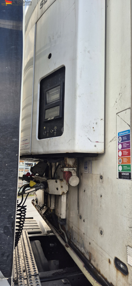 Schmitz SKO24 TK SL 200 | -30°C | Lift-Achse | Scheibenbremse - Semi-reboque frigorífico: foto 2 Schmitz SKO24 TK SL 200 | -30°C | Lift-Achse | Scheibenbremse - Semi-reboque frigorífico: foto 2