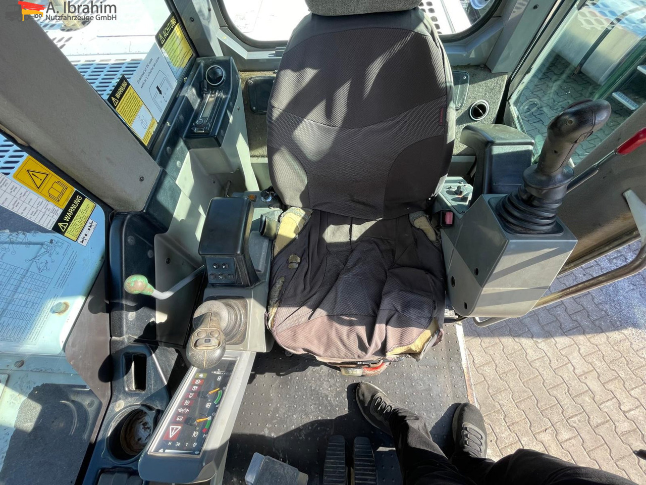 Locação financeira de Takeuchi TB 1140 14 Ton | Schnellwechsler | Schwenkfunktion | Klima | 5x Löffel | Radio Takeuchi TB 1140 14 Ton | Schnellwechsler | Schwenkfunktion | Klima | 5x Löffel | Radio: foto 14 Locação financeira de Takeuchi TB 1140 14 Ton | Schnellwechsler | Schwenkfunktion | Klima | 5x Löffel | Radio Takeuchi TB 1140 14 Ton | Schnellwechsler | Schwenkfunktion | Klima | 5x Löffel | Radio: foto 14