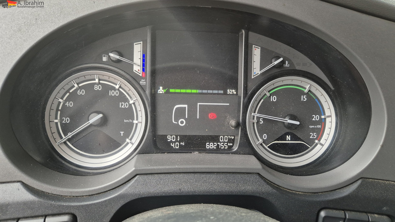 Tractor Daf XF460 FT Spoiler, Kipphydr., Retarder, Standklima deutsches Fahrzeug 1. Hand: foto 13 Tractor Daf XF460 FT Spoiler, Kipphydr., Retarder, Standklima deutsches Fahrzeug 1. Hand: foto 13