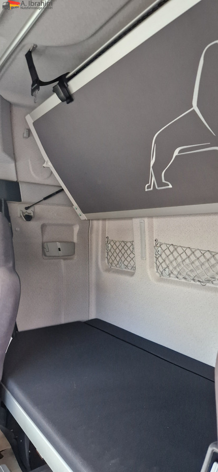 MAN TGX 18.480 Kipphydraulik, Retarder Standklima - Tractor: foto 5 MAN TGX 18.480 Kipphydraulik, Retarder Standklima - Tractor: foto 5