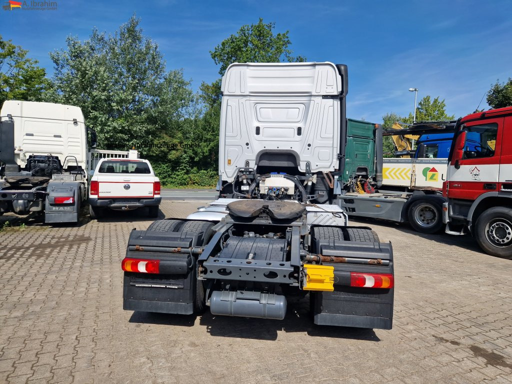 Tractor Mercedes-Benz 1845 Retarder, Klima, Navi Schneeketten, Euro 5: foto 14
