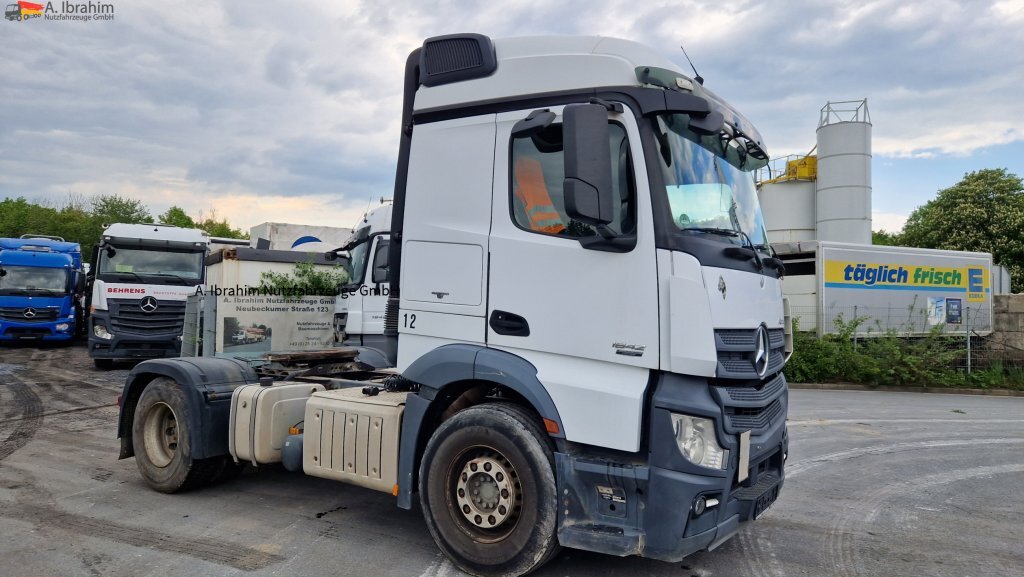Tractor Mercedes-Benz DB 1842, Kipphydraulik: foto 11