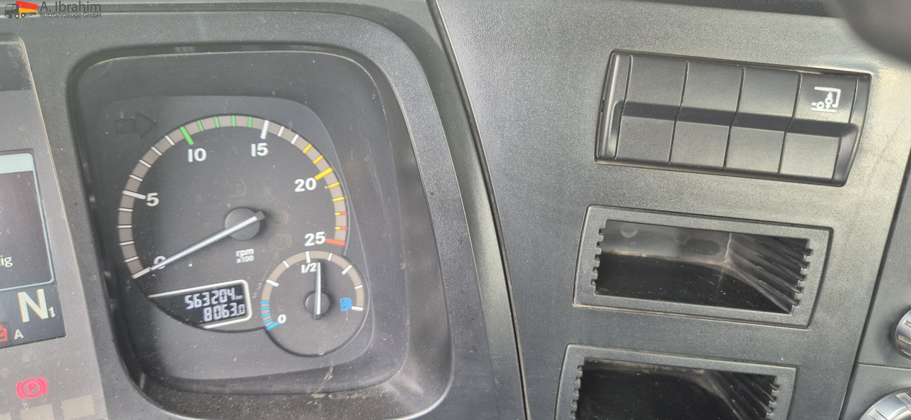 Tractor Mercedes-Benz DB 1842H 4x4 Hydrodrive Scheckheft bei Mercedes: foto 14