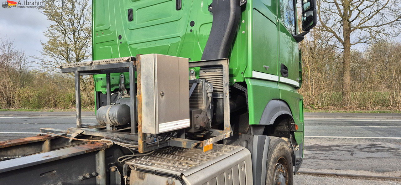 Mercedes-Benz DB 2853 4x4x2H Retarder - Tractor: foto 4 Mercedes-Benz DB 2853 4x4x2H Retarder - Tractor: foto 4