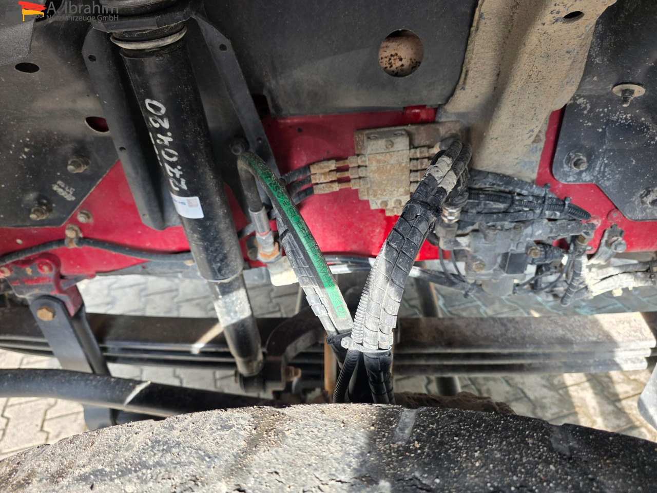 Scania R560 | 6x4 | V8 | Blatt Blatt | Schaltgetriebe | Kipphydraulik | Klima | Trommelbremse| 3 Pedals - Tractor: foto 5 Scania R560 | 6x4 | V8 | Blatt Blatt | Schaltgetriebe | Kipphydraulik | Klima | Trommelbremse| 3 Pedals - Tractor: foto 5