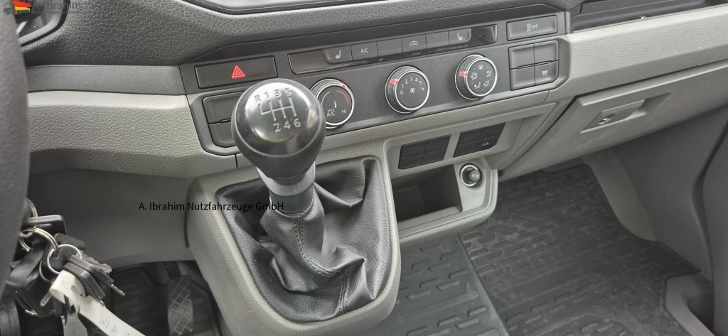 VW Crafter LBW, Vollausstattung - Carrinha de contentor: foto 2 VW Crafter LBW, Vollausstattung - Carrinha de contentor: foto 2