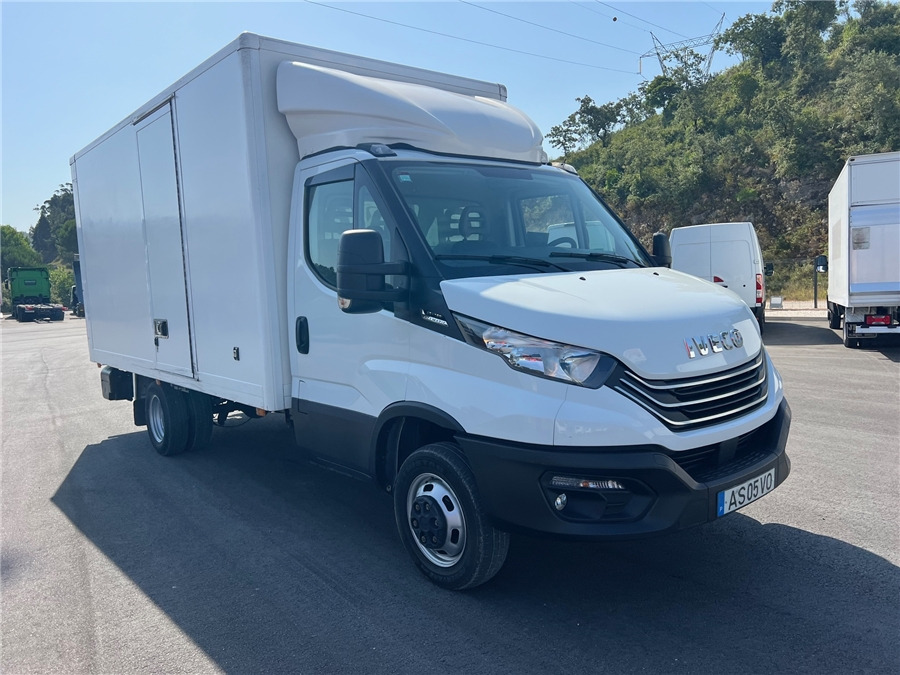 Iveco 35C16HA8 - Camião furgão: foto 3 Iveco 35C16HA8 - Camião furgão: foto 3