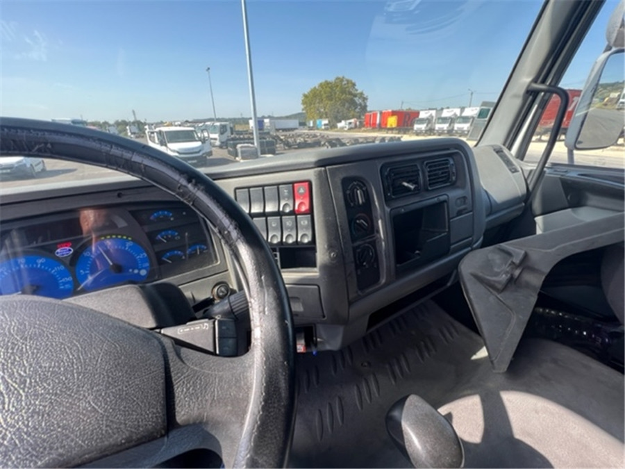 Camião chassi Renault HM 270.18: foto 8 Camião chassi Renault HM 270.18: foto 8