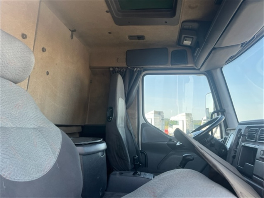 Camião chassi Renault HM 270.18: foto 10 Camião chassi Renault HM 270.18: foto 10