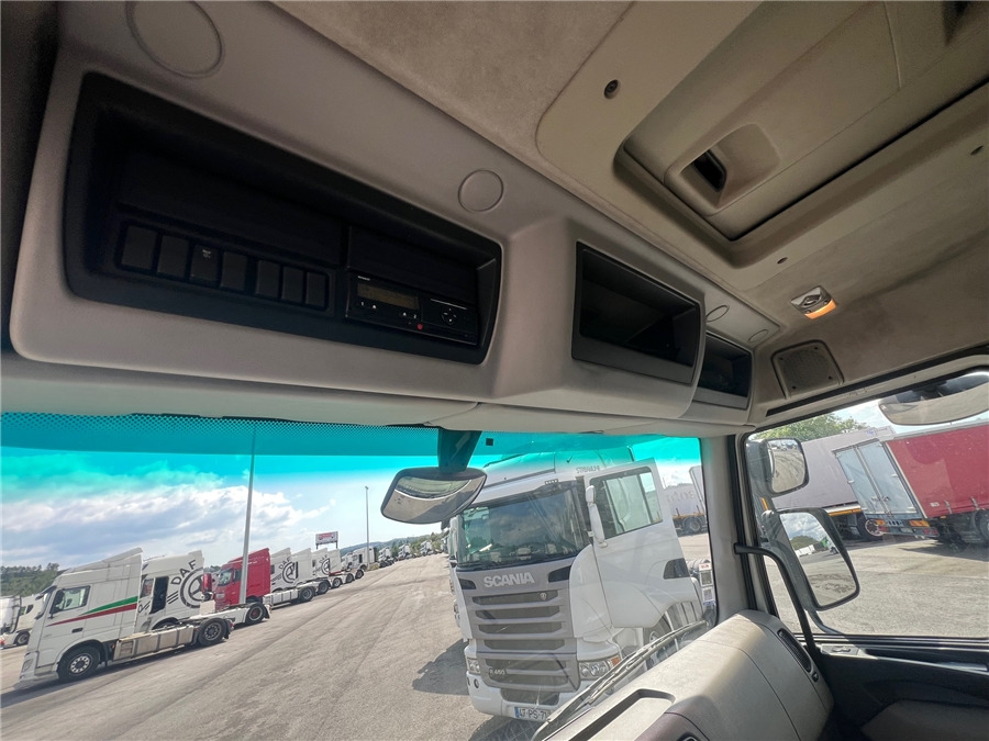 Camião de lona Renault PREMIUM 370: foto 11