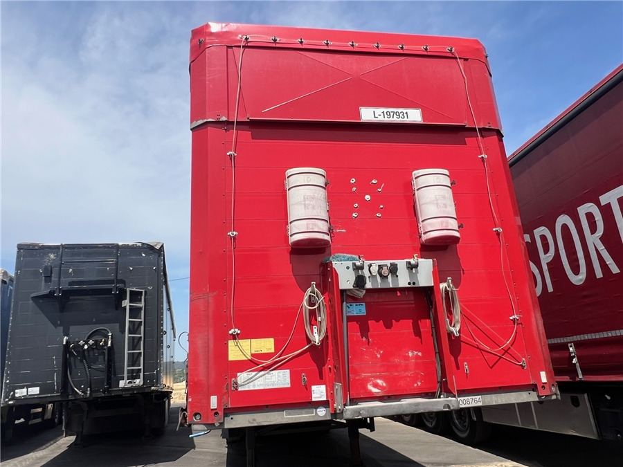 SCHMITZ CARGOBULL SCB-S3T TETO ELEVAR - Semi-reboque de lona: foto 3 SCHMITZ CARGOBULL SCB-S3T TETO ELEVAR - Semi-reboque de lona: foto 3