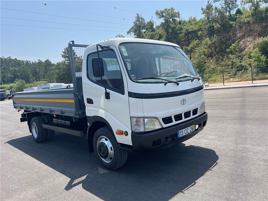 TOYOTA DYNA - Camião basculante: foto 4 TOYOTA DYNA - Camião basculante: foto 4