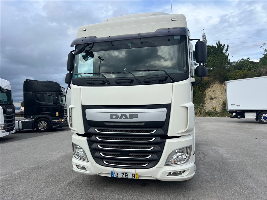 DAF XF 460 - Tractor: foto 2 DAF XF 460 - Tractor: foto 2