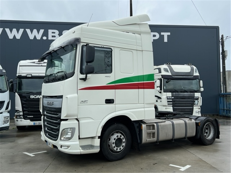DAF XF 460 - Tractor: foto 2 DAF XF 460 - Tractor: foto 2