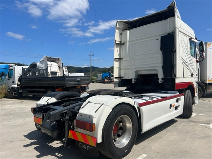 DAF XF 460 - Tractor: foto 3 DAF XF 460 - Tractor: foto 3