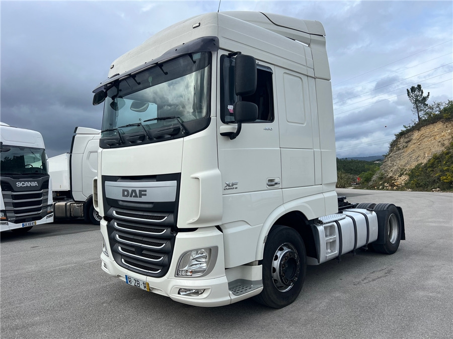 DAF XF 460 - Tractor: foto 3 DAF XF 460 - Tractor: foto 3
