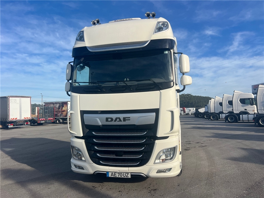 DAF XF 530 Retarder / Airparkoll - Tractor: foto 2 DAF XF 530 Retarder / Airparkoll - Tractor: foto 2