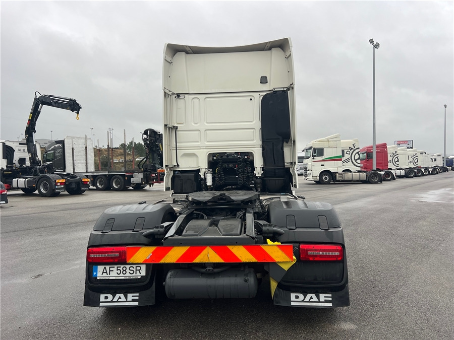 DAF XF 530 Retarder / Airparkoll - Tractor: foto 5 DAF XF 530 Retarder / Airparkoll - Tractor: foto 5