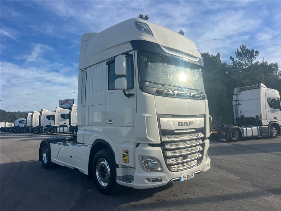 DAF XF 530 Retarder / Airparkoll - Tractor: foto 3 DAF XF 530 Retarder / Airparkoll - Tractor: foto 3