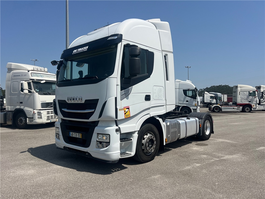 Iveco AS440S46T/P - Tractor: foto 1 Iveco AS440S46T/P - Tractor: foto 1