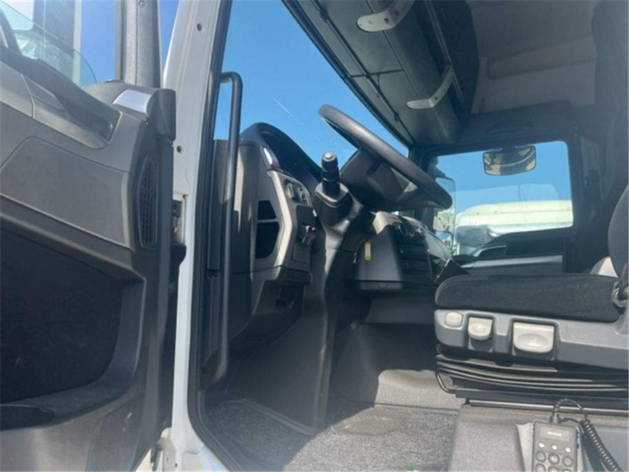 MAN TGX 18.480/RETARDER/ - Tractor: foto 5 MAN TGX 18.480/RETARDER/ - Tractor: foto 5