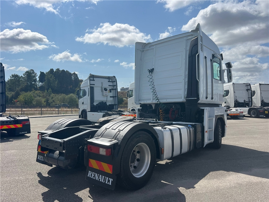 Renault AE 440 - Tractor: foto 4 Renault AE 440 - Tractor: foto 4
