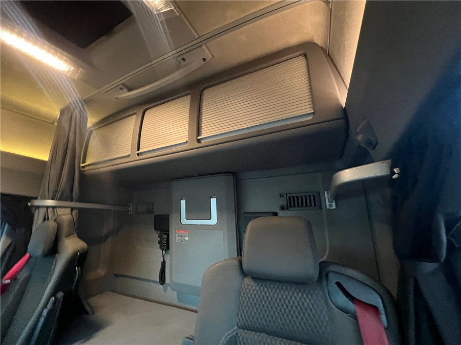 Locação financeira de Renault T 520 HIGHCAB Renault T 520 HIGHCAB: foto 13