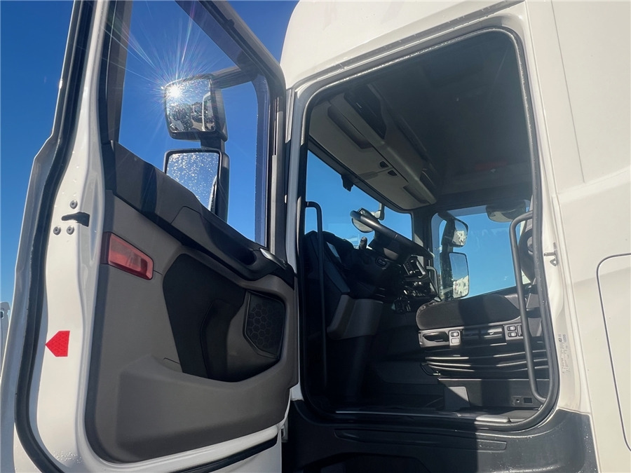 Locação financeira de Scania R450 / RETARDER Scania R450 / RETARDER: foto 14 Locação financeira de Scania R450 / RETARDER Scania R450 / RETARDER: foto 14